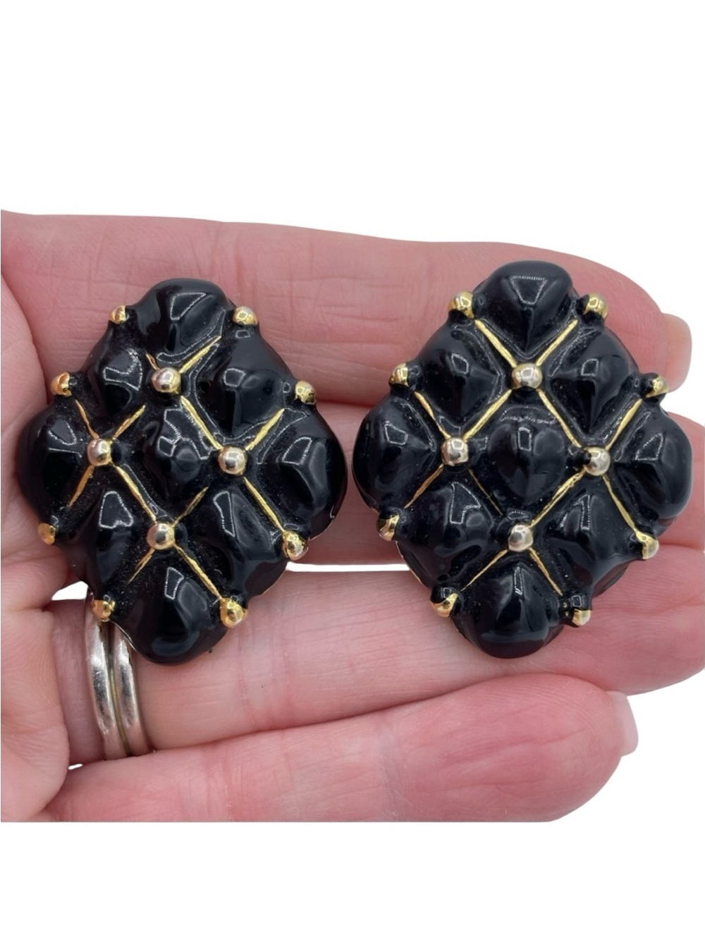 St. John Earrings Gold